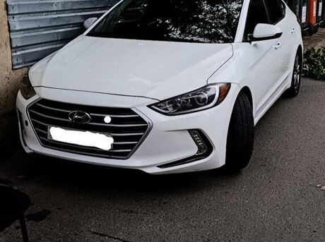 Hyundai Elantra 2018
