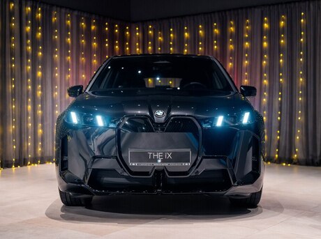 BMW iX