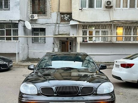 Daewoo Leganza 1998