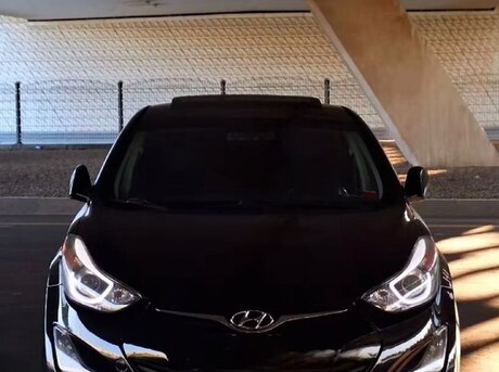 Hyundai Elantra 2015
