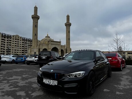 BMW 328 2016