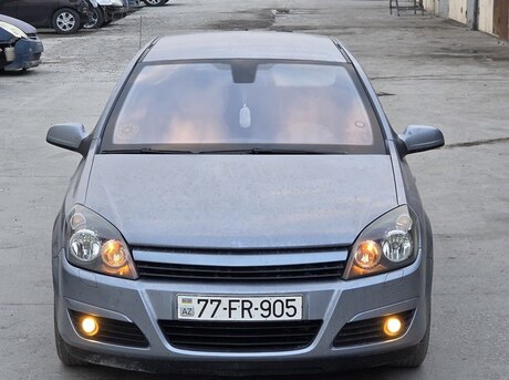 Opel Astra 2004
