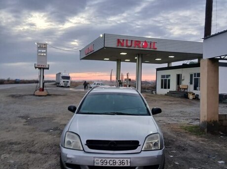 Opel Vectra 2004