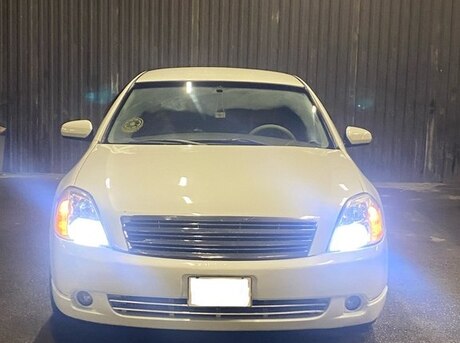 Nissan Teana 2004