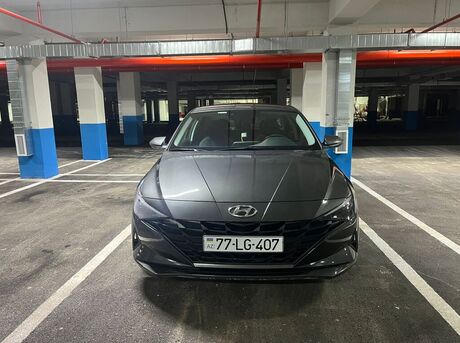 Hyundai Elantra 2021
