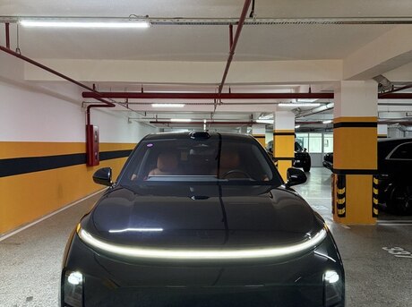 Li Auto L7 2024