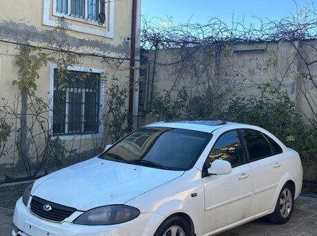 Daewoo Gentra 2014