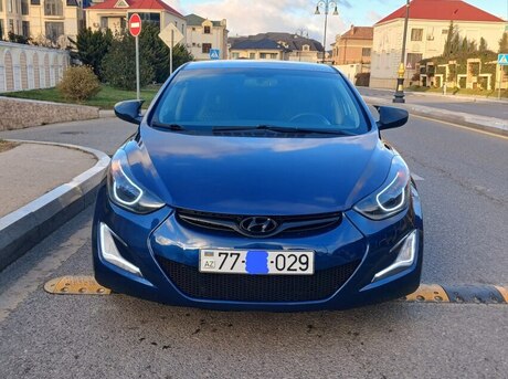 Hyundai Elantra 2015