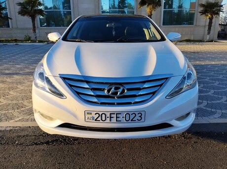Hyundai Sonata 2010