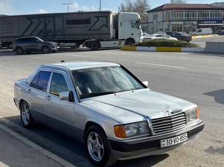 Mercedes 190 1990