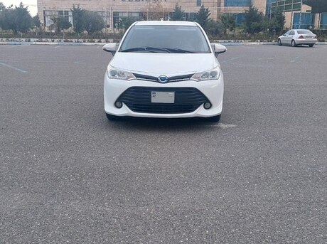 Toyota Corolla Fielder 2016
