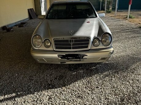 Mercedes E 280 1996