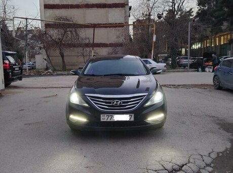 Hyundai Sonata 2012
