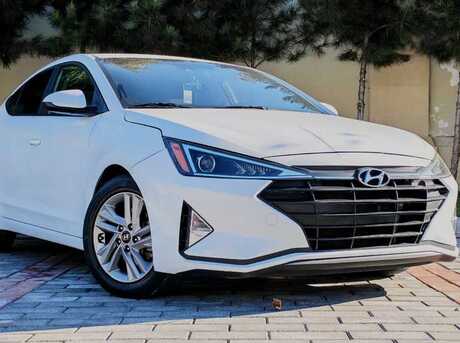 Hyundai Elantra 2019
