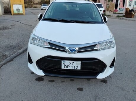 Toyota Corolla Fielder 2018