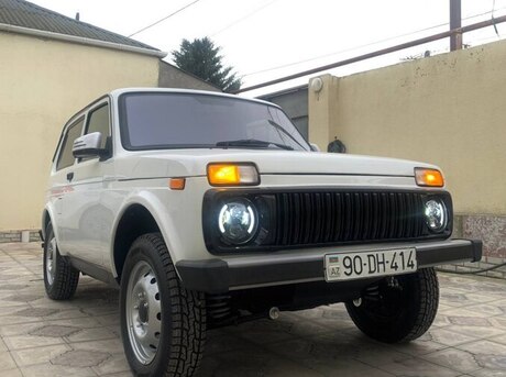 LADA (VAZ) Niva 2013