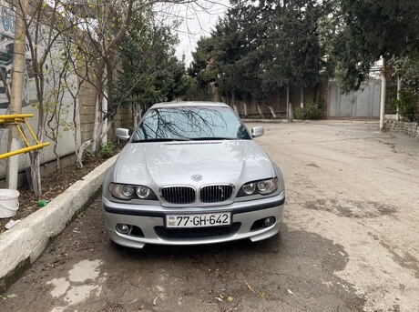 BMW 330 2005