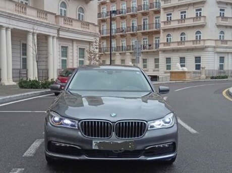 BMW 740 2018