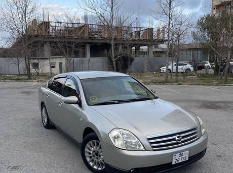 Nissan Teana 2004