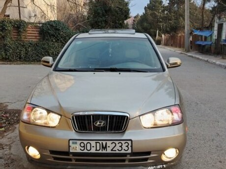 Hyundai Elantra 2001