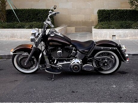 Harley-Davidson FLSTC Heritage Softail Classic