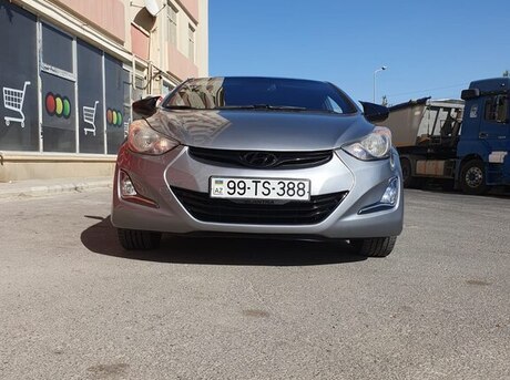 Hyundai Elantra 2013