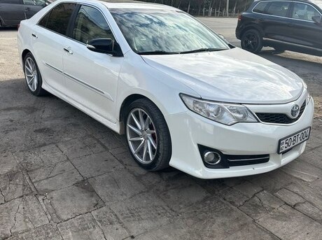 Toyota Camry 2013