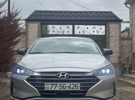 Hyundai Elantra 2018