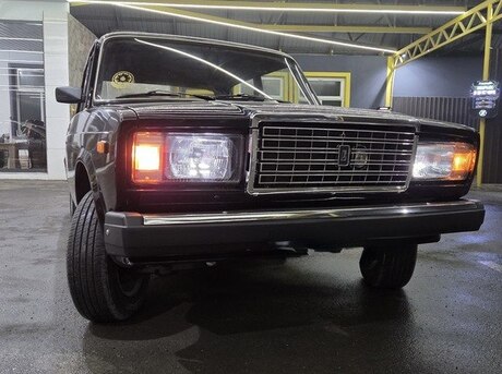 LADA (VAZ) 2107 2010