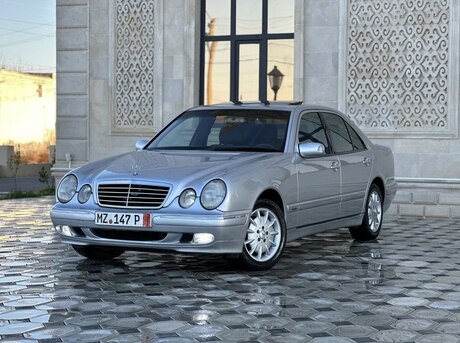 Mercedes E 240 2000
