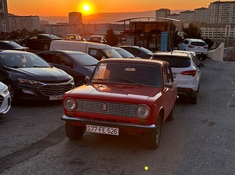 LADA (VAZ) 21011 1982