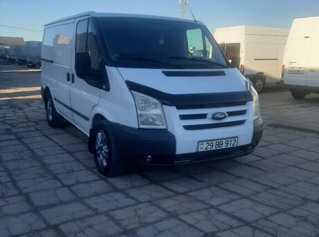Ford Transit 2010