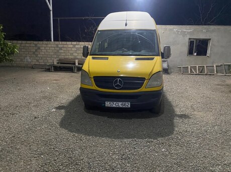 Mercedes Sprinter 515