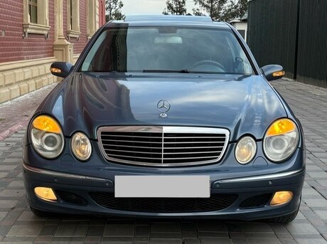Mercedes E 240 2002