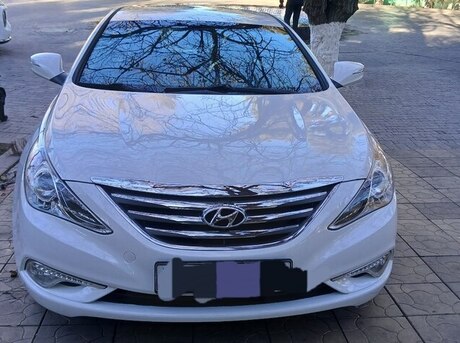 Hyundai Sonata 2012