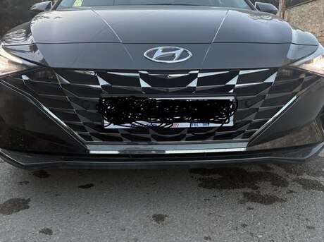 Hyundai Elantra 2023