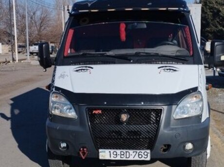 GAZ  2005