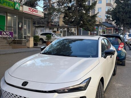 Changan Uni-V iDD