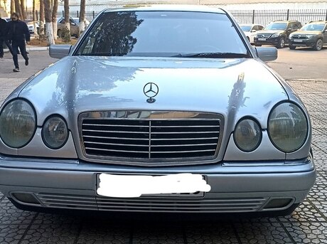 Mercedes E 240 1998