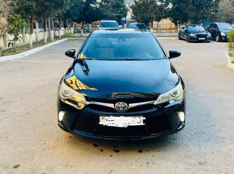 Toyota Camry 2016