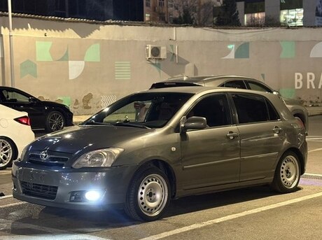 Toyota Corolla 2004