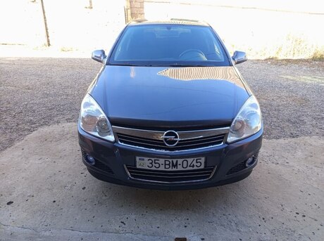 Opel Astra 2009