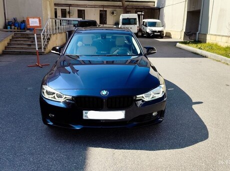 BMW 330 2015