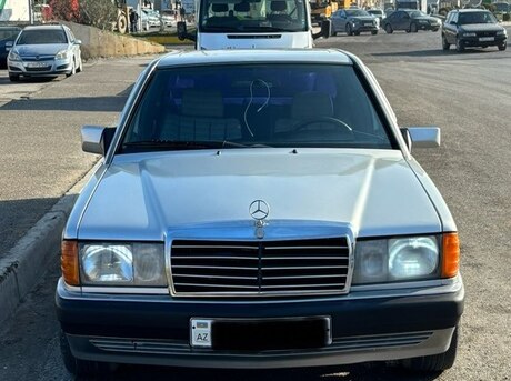 Mercedes 190 1990