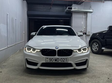 BMW 330 2016