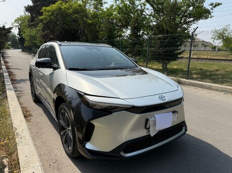Toyota bZ4X 2023