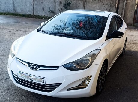 Hyundai Elantra 2012