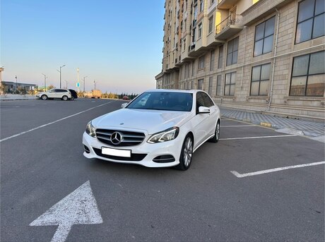 Mercedes E 220 2015