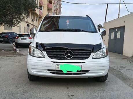 Mercedes  2009