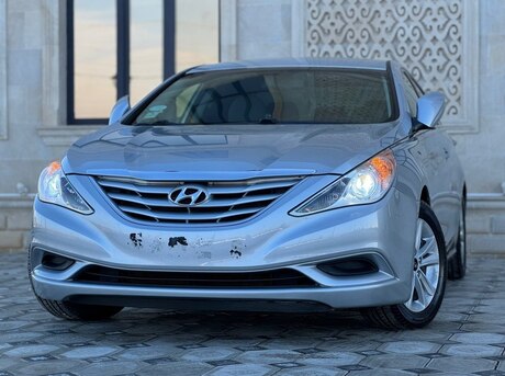 Hyundai Sonata 2010